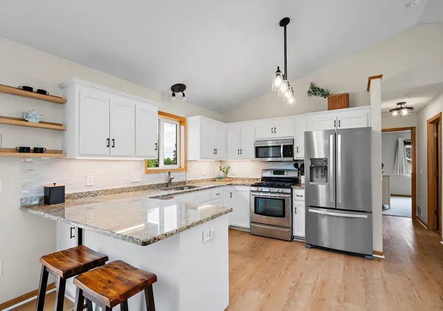 2nd image of 11144 14Th St Ne, Hanover, MN 55341 | MLS# 7068013