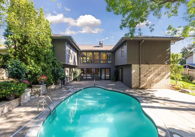 Photo 2 of Single family home for sale at 5708 Camelback Dr, Minneapolis, MN 55436 | MLS# 7068043 | Listing updated on 2026-10-07