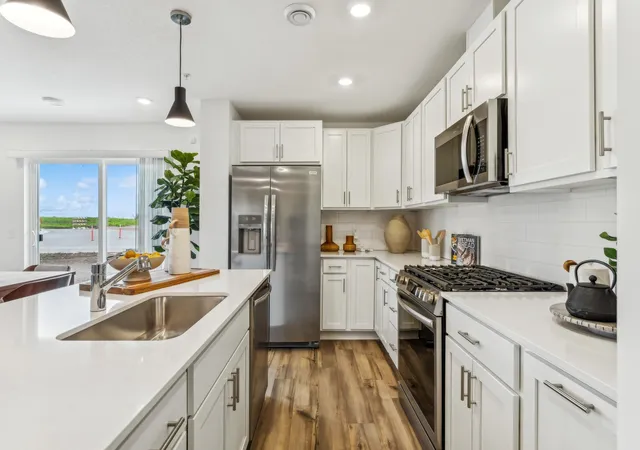 3rd image of 5345 Long Pointe Pass, Saint Paul, MN 55129 | MLS# 7068118