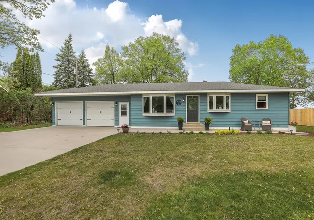 Photo 3 of Single family home for sale at 16758 County Rd 49, Cold Spring, MN 56320 | MLS# 7068151 | Listing updated on 2026-09-26