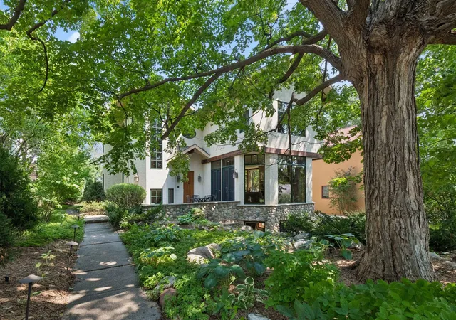 3rd image of 721 Rice St E, Wayzata, MN 55391 | MLS# 7068170