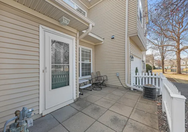 Homes for sale in Shoreview, MN | 1888 Wildflower Ct, Shoreview, MN 55126 | MLS# 7068234
