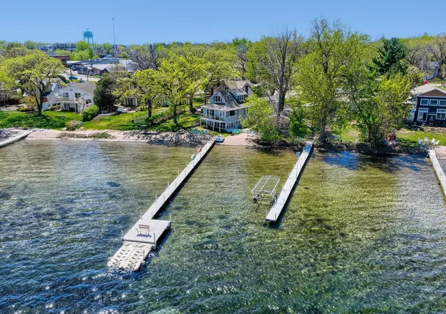 2nd image of 319 Lake St S, Forest Lake, MN 55025 | MLS# 7068308