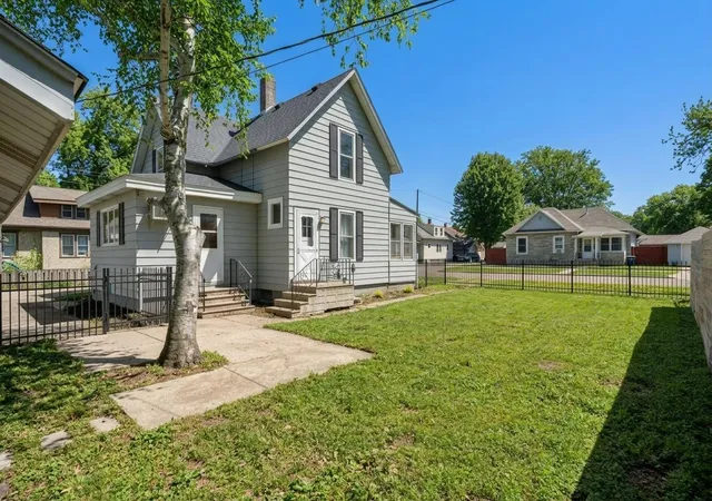 Homes for sale in Faribault, MN | 112 7Th Ave Nw, Faribault, MN 55021 | MLS# 7068314