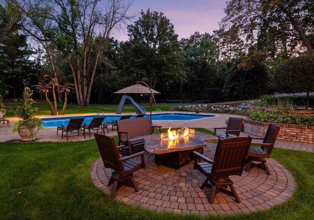 Photo 4 of Single family home for sale at 326 Ferndale Rd W, Wayzata, MN 55391 | MLS# 7068317 | Listing updated on 2026-09-02