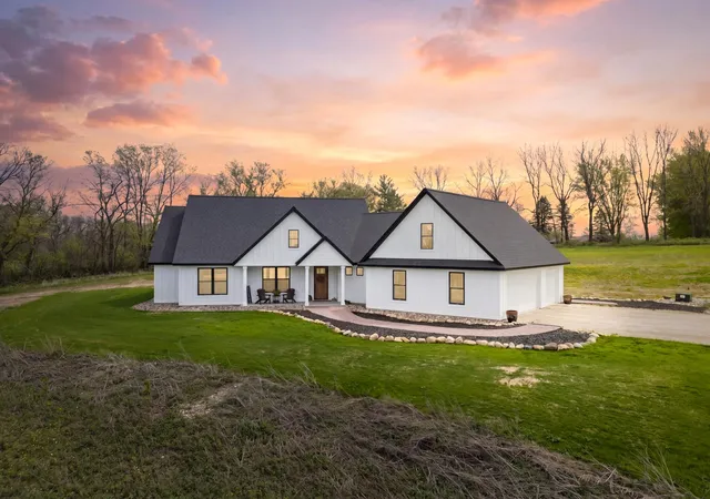 5th image of 9016 County Road 3 Nw, Oronoco, MN 55960 | MLS# 7068337