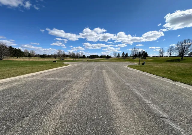 11th image of 996 Links Wy N, Perham, MN 56573 | MLS# 7068338