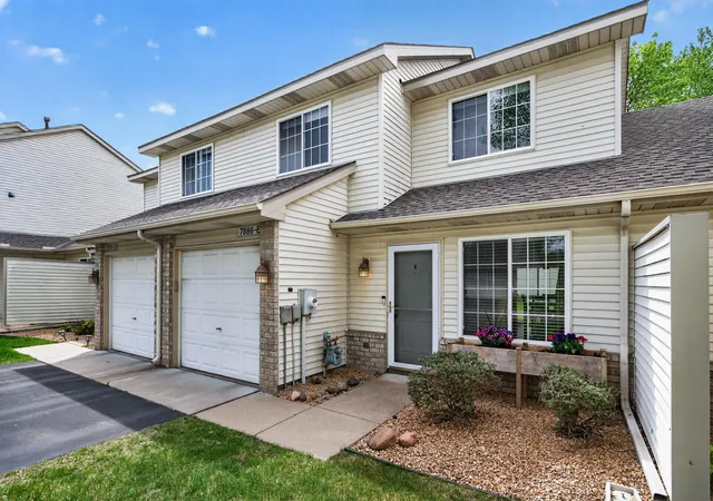 Homes for sale in Woodbury, MN | 7886 Forest Blvd #E, Woodbury, MN 55125 | MLS# 7068344
