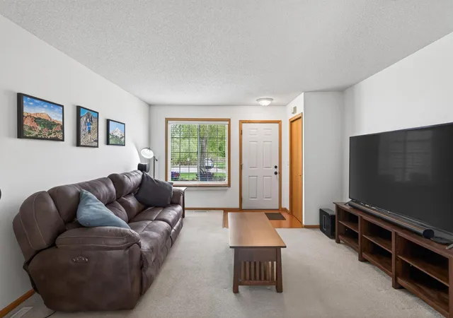 Homes for sale in Woodbury, MN | 7886 Forest Blvd #E, Woodbury, MN 55125 | MLS# 7068344