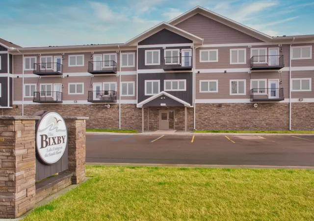 Listing Photo 4 - Condo for sale in building located at 715 Lake Shore Dr NE, Bemidji, MN 56601 - Unit #201
