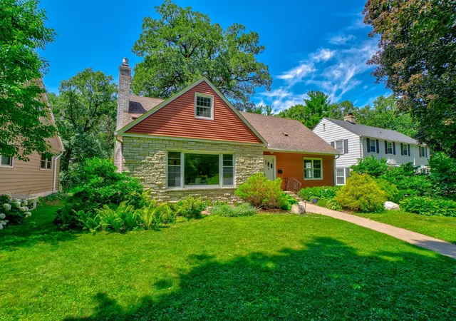 38th image of 329 Stonebridge Blvd, Saint Paul, MN 55105 | MLS# 7068443