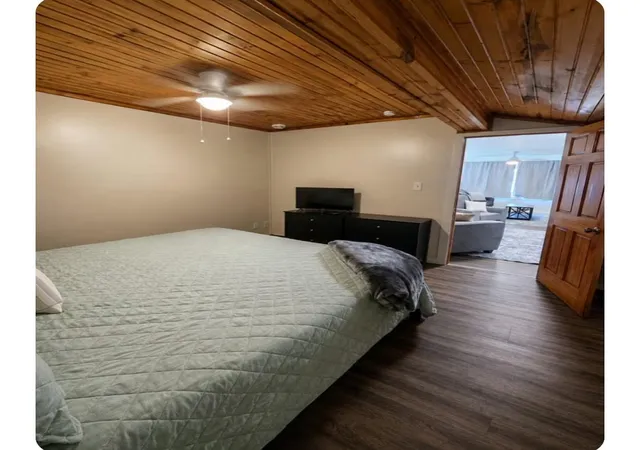 Photo 3 of Single family home for sale at 29348 Francis Lake Dr Nw, Isanti, MN 55040 | MLS# 7068486 | Listing updated on 2026-09-25