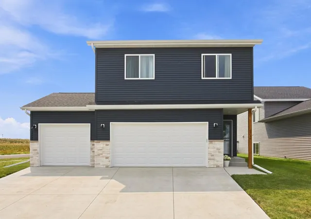 1st image of 6716 66th Ave S, Horace, ND 58047 | MLS# 7068509