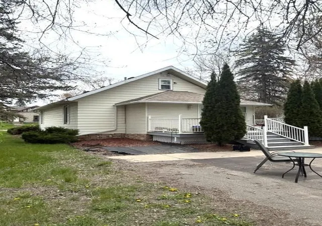 Photo 2 of Single family home for sale at 1531 8th Avenue SE, Saint Cloud, MN 56304 | MLS# 7068583 | Listing updated on 2026-06-13