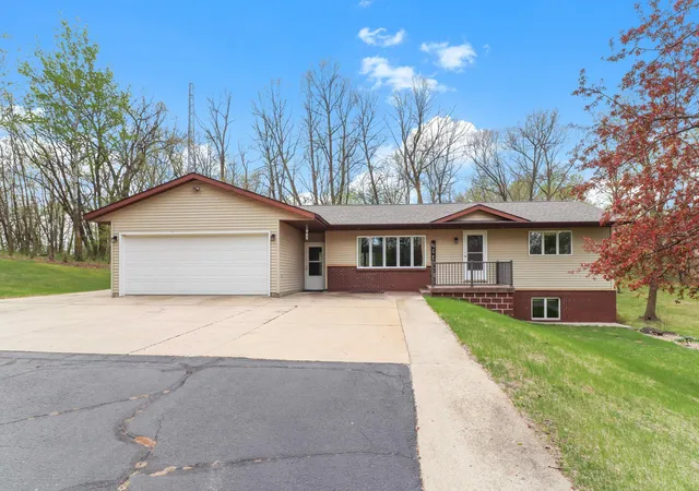 Photo 1 of Single family home for sale at 27987 Timber Ln Rd, Paynesville, MN 56362 | MLS# 7068631 | Listing updated on 2026-10-08