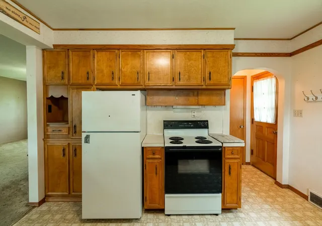 Homes for sale in Wells, MN | 801 4Th Ave Sw, Wells, MN 56097 | MLS# 7068637