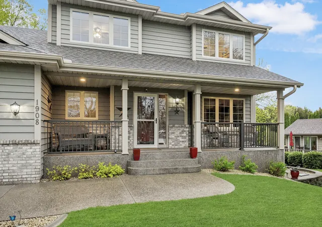 image of 1908 Prairie Hill Rd, Saint Cloud, MN 56301 | MLS# 7068760