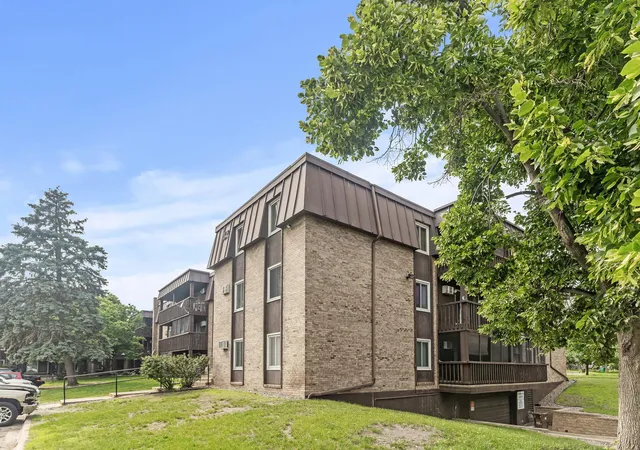 Photo 3 of Condo for sale at 4207 Lakeside Ave N #328, Minneapolis, MN 55429 | MLS# 7068780 | Listing updated on 2026-08-27