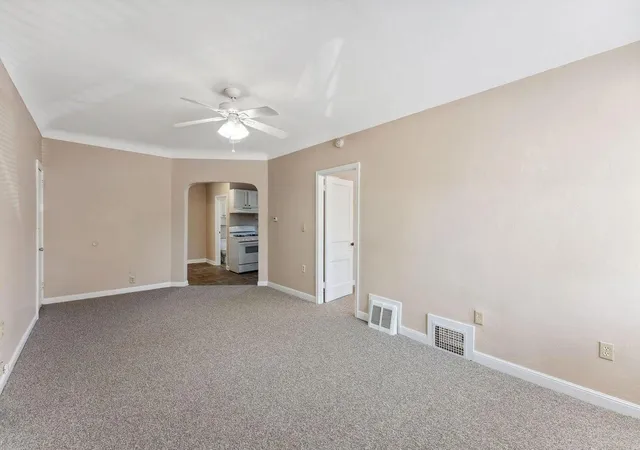 2nd image of 661 Payne Ave, Saint Paul, MN 55130 | MLS# 7068786