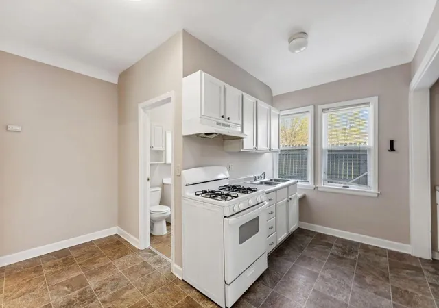 4th image of 661 Payne Ave, Saint Paul, MN 55130 | MLS# 7068786