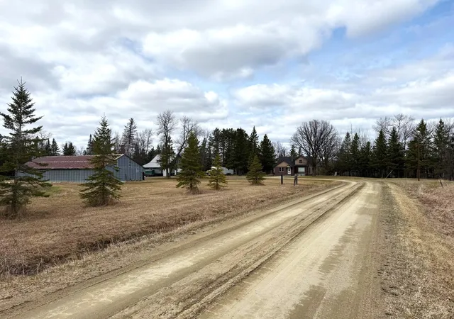Homes for sale in Baudette, MN | 10507 Hwy 11, Baudette, MN 56623 | MLS# 7068835