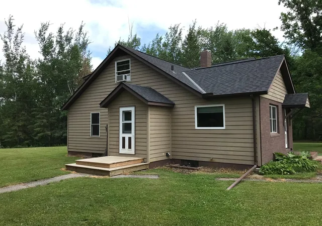 Photo 3 of Single family home for sale at 10507 Highway 11, Baudette, MN 56623 | MLS# 7068835 | Listing updated on 2026-08-24