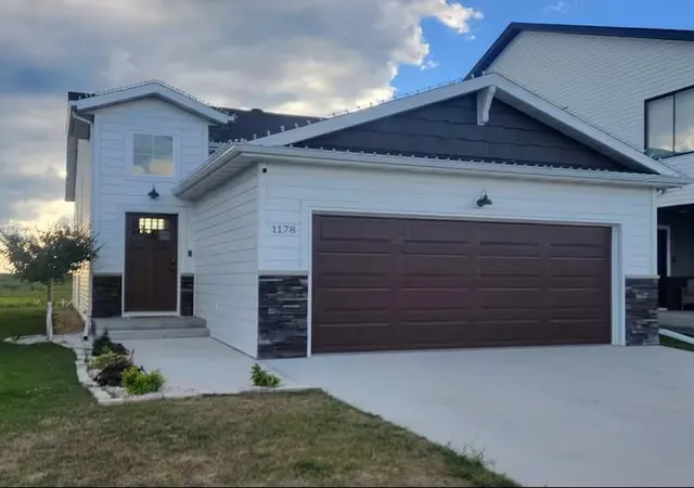 4th image of 1178 Albert Ct W, West Fargo, ND 58078 | MLS# 7068853