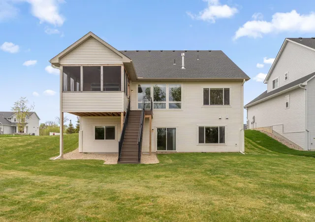 32nd image of 4956 Bennett St Se, Prior Lake, MN 55372 | MLS# 7068924