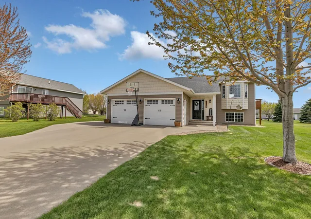 Homes for sale in Richmond, MN | 561 7th St Nw, Richmond, MN 56368 | MLS# 7069019