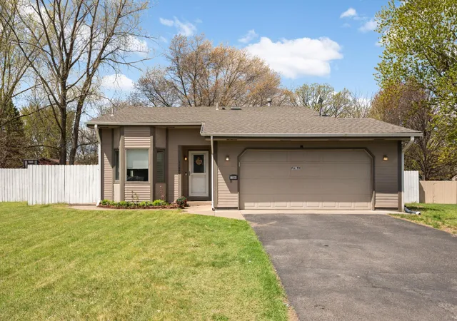 Homes for sale in Blaine, MN | 11644 Oak Park Dr Ne, Blaine, MN 55434 | MLS# 7069040