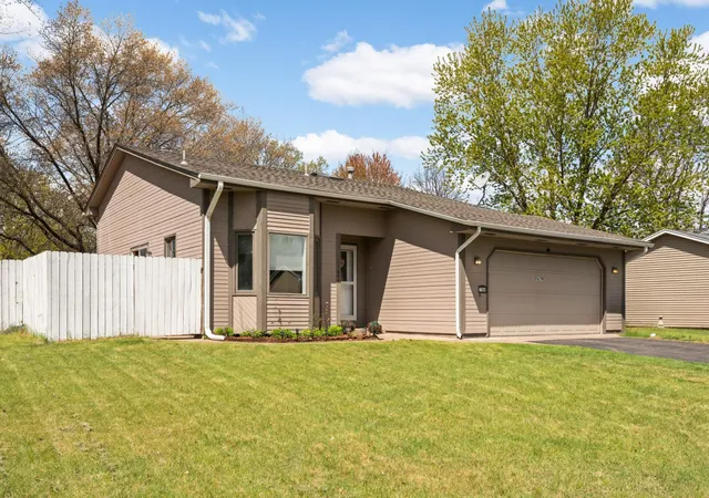 Homes for sale in Blaine, MN | 11644 Oak Park Dr Ne, Blaine, MN 55434 | MLS# 7069040