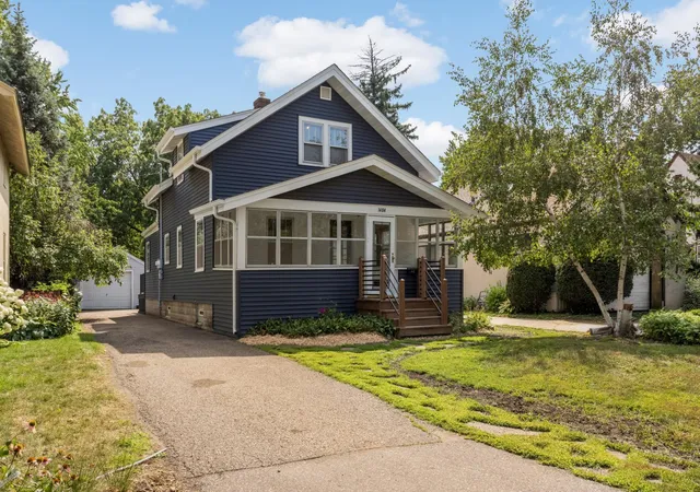 Photo 2 of Single family home for sale at 1404 Hubbard Ave, Saint Paul, MN 55104 | MLS# 7069101 | Listing updated on 2026-09-01