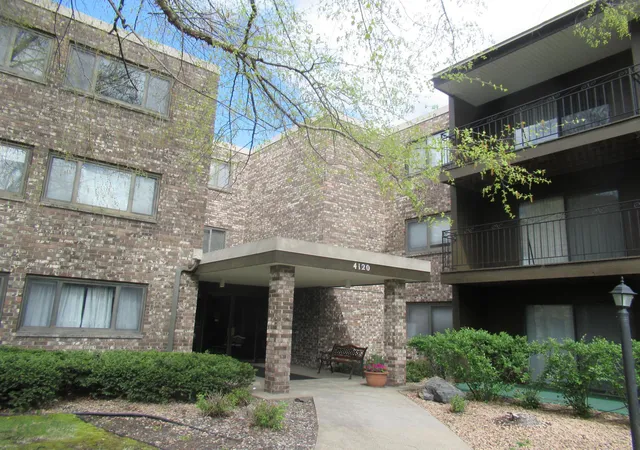 1st image of 4120 Parklawn Ave #135, Minneapolis, MN 55435 | MLS# 7069118