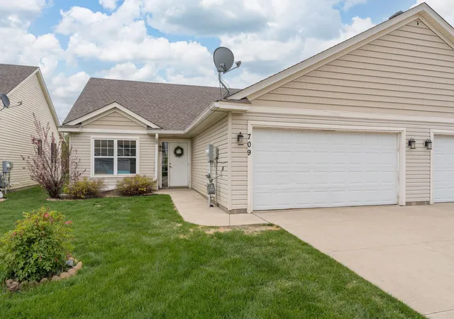 1st image of 709 Tomahawk Ct, Madison Lake, MN 56063 | MLS# 7069138