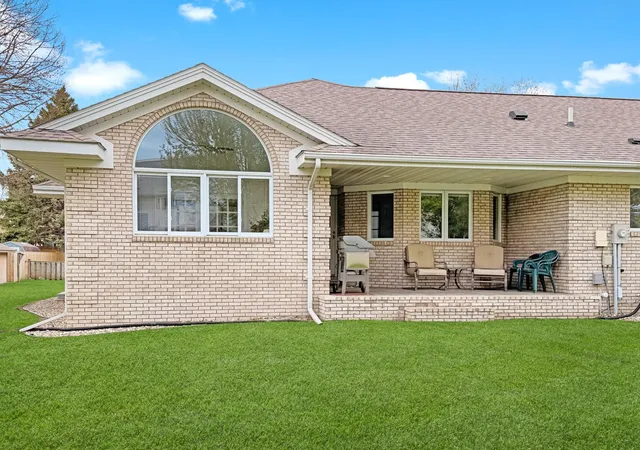 Homes for sale in Marshall, MN | 103 Whitney Cir, Marshall, MN 56258 | MLS# 7069198