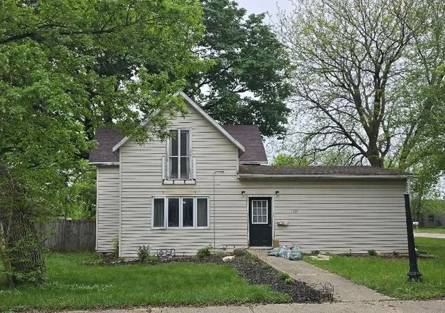 Homes for sale in Windom, MN | 1164 Miller Ave, Windom, MN 56101 | MLS# 7069247