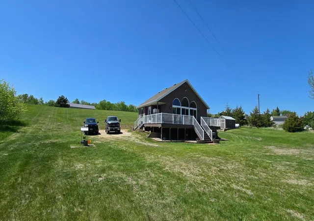 3rd image of 43094 E Big Mcdonald Dr, Dent, MN 56528 | MLS# 7069287