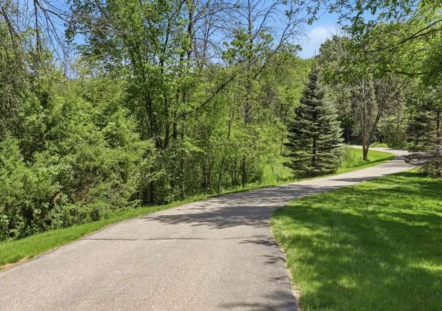 Photo 57 of Mansion for sale at 270 N Shore Dr W, Mound, MN 55364 | MLS# 7069289 | Listing updated on 2026-10-07