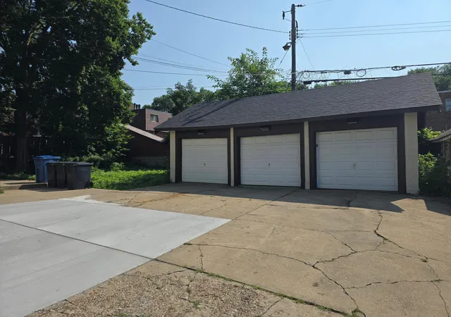 4th image of 2017 Grand Ave S, Minneapolis, MN 55405 | MLS# 7069318