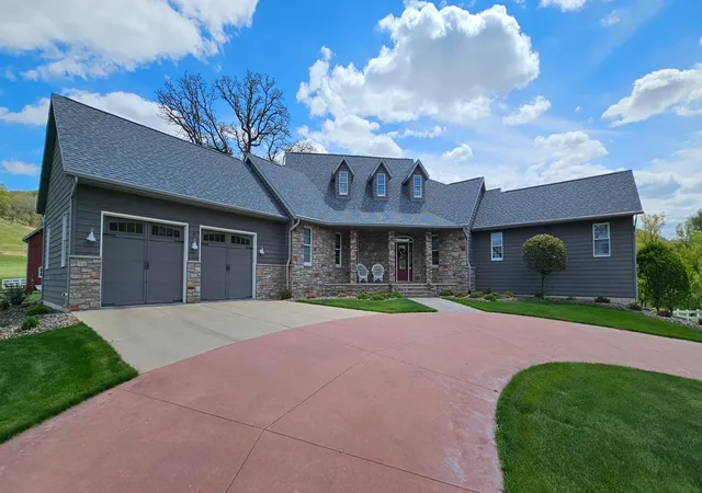 4th image of 24020 Cty 17, Winona, MN 55987 | MLS# 7069381