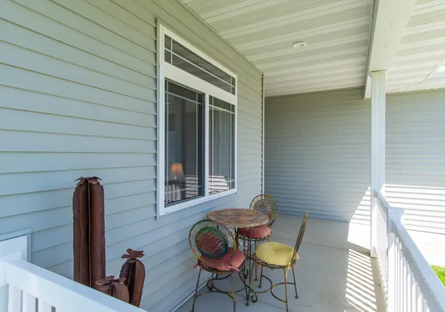 Photo 3 of Single family home for sale at 1552 Eagle Ridge St Ne, Owatonna, MN 55060 | MLS# 7069436 | Listing updated on 2026-08-31