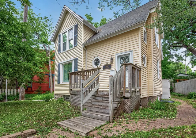 Photo 1 of Single family home for sale at 394 Dewey St, Saint Paul, MN 55104 | MLS# 7069484 | Listing updated on 2026-08-06