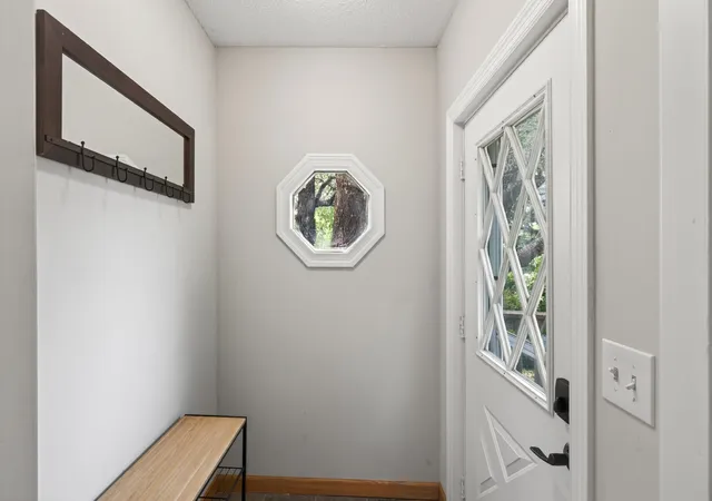 Photo 4 of Single family home for sale at 394 Dewey St, Saint Paul, MN 55104 | MLS# 7069484 | Listing updated on 2026-08-06