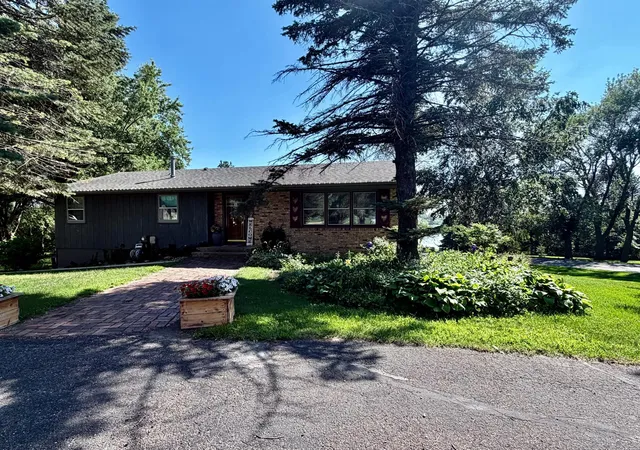Homes for sale in Worthington, MN | 32185 290Th St, Worthington, MN 56187 | MLS# 7069531