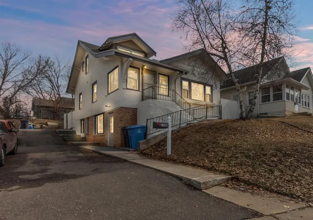1st image of 1106 Irving Ave N, Minneapolis, MN 55411 | MLS# 7069586