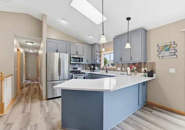 Photo 4 of Single family home for sale at 961 Ivy Hills Rd, Belle Plaine, MN 56011 | MLS# 7069596 | Listing updated on 2026-08-06
