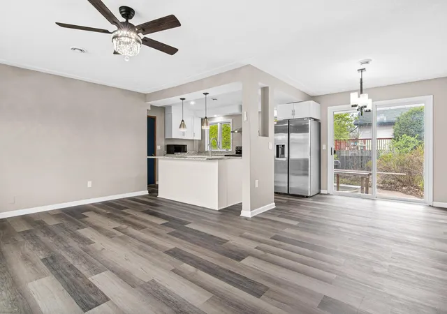 5th image of 8033 Georgia Ave N, Brooklyn Park, MN 55445 | MLS# 7069627