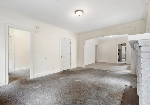 Photo 4 of House for sale at 918 Queen Ave N, Minneapolis, MN 55411 | MLS# 7069685 | Listing updated on 2026-08-29