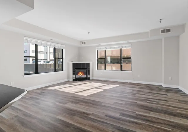4th image of 1155 Ford Rd #201, Minneapolis, MN 55426 | MLS# 7069719