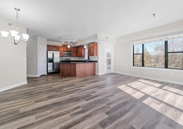 5th image of 1155 Ford Rd #201, Minneapolis, MN 55426 | MLS# 7069719